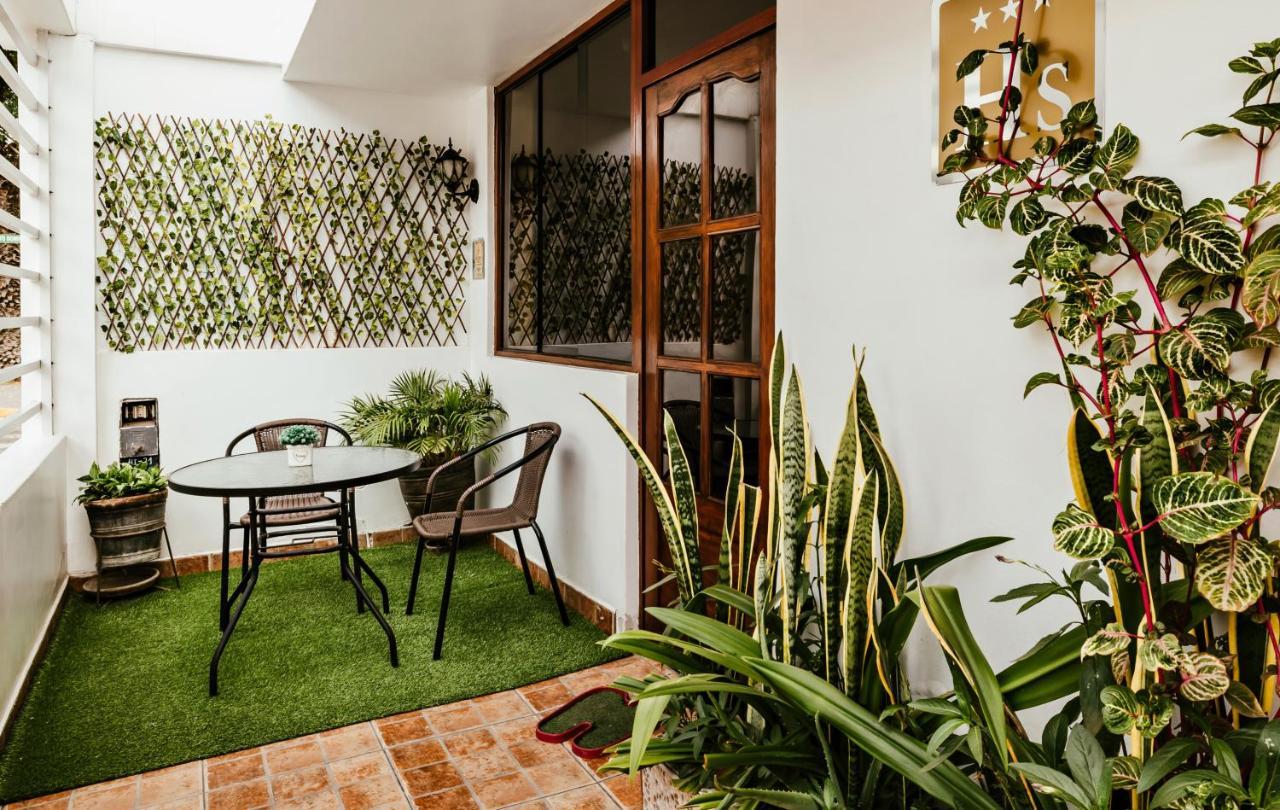 El Centurion Hotell Trujillo Exteriör bild